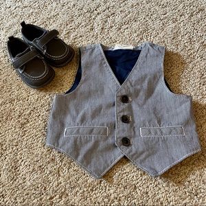 Crazy 8 vest and shoes 6-12 months